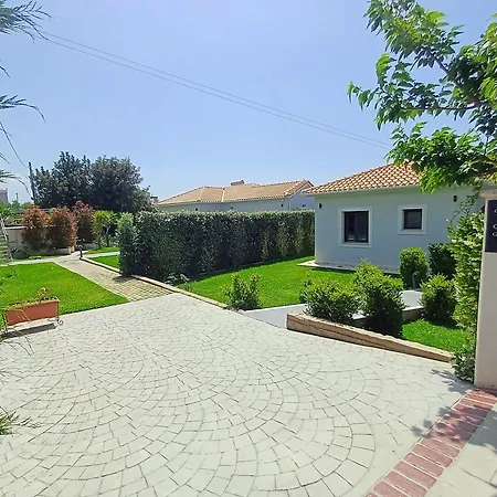 Vista Blu فيلة *